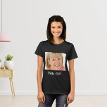 60e verjaardag foto hallo 60 vrouw t-shirt<br><div class="desc">Sjabloon voor Uw foto. Witte tekst: Hallo 60! Een shirt voor een 60ste verjaardagsfeestje voor haar.</div>