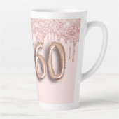 60e verjaardag foto roos goud glitter roze ballon latte mok (Rechts)