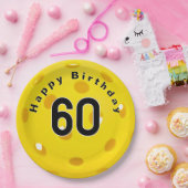 60e verjaardag gele pickleball papieren bordje (Feest)