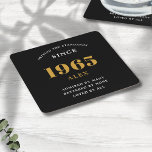 60e verjaardag naam 1965 zwart goud elegante Chic Kartonnen Onderzetters<br><div class="desc">Premium 60th Birthday Black en Gold gepersonaliseerde papieren Onderzetters - Celebration Elegance. Vier een mijlpaal in stijl met onze chique, hoogwaardige, 60e verjaardagspapier onderzetters. Deze onderzetters zijn prachtig ontworpen met een opvallend zwart en goudkleurig schema en voegen een vleugje luxe en verfijning toe aan elk 60e verjaardagsbad. Druk uw persoonlijke...</div>