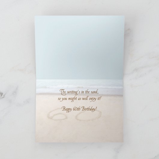 60e verjaardag Schrijven in Sand Seashore Kaart (Binnen)