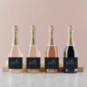 60e Verjaardag Zwart en goud script modern minimal Sparkling Wijnetiket