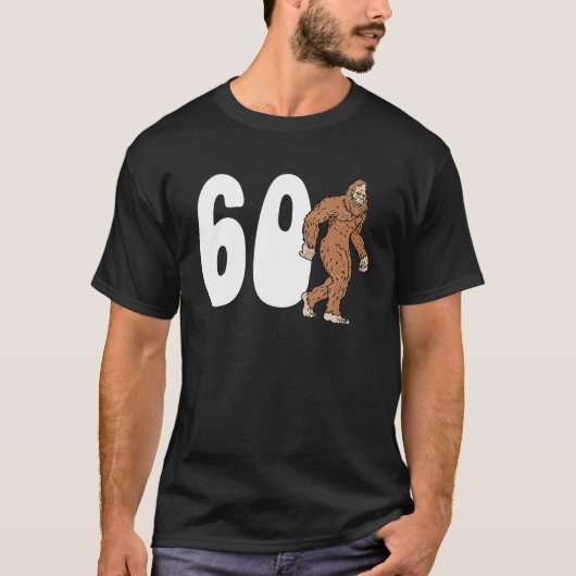 60e zestigste verjaardag Sasquatch 60 jaar O T-shirt (Voorkant)