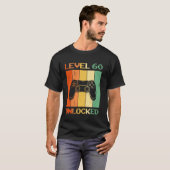 60ste verjaardag LEVEL 60 ONTGRendeld Grappige Gam T-shirt (Voorkant volledig)