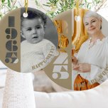60ste verjaardagscadeau Geboren in 1965 Ornament<br><div class="desc">Dit mooie ornament is een geweldig 60e verjaardagscadeau voor degenen die in 1965 zijn geboren. U kunt een oude baby-foto aan de ene kant en een recente foto aan de andere kant toevoegen. Het heeft ook ruimte voor u om tekst of een bericht aan elke kant toe te voegen.</div>