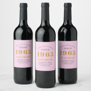 60th Birthday Born 1965 Voeg naam toe Pink Grey Wijn Etiket