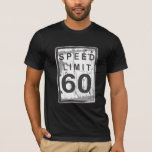 60th Birthday Funny Grungy Speed Limit Sign T-shirt<br><div class="desc">vieren deze mijlpaal met dit leuke shirt - gehavende en verspreide oude snelheidslimietteken op de voorzijde een grote "60" mph en op de achterste tekst staat: "Het is niet de leeftijd,  het is de mijlpaal".  Maakt een groot cadeau voor iedereen die van auto's houdt.</div>