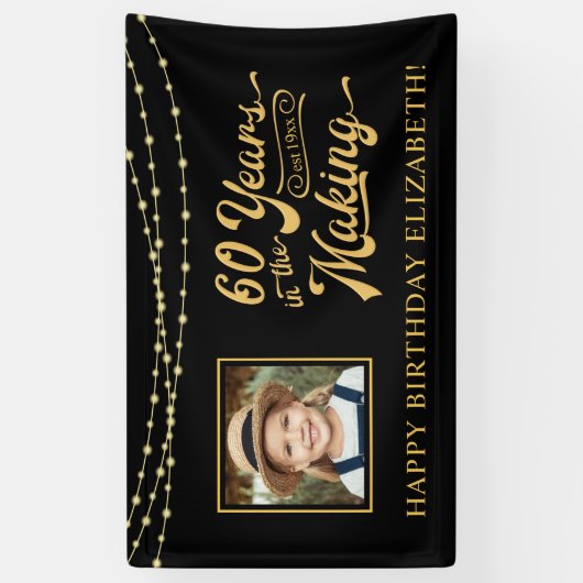 60th Verjaardag Zwart en Goud String Lights Foto Spandoek (Verticaal)