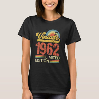 61 jaar oud Oude wijn uit 1962 61e verjaardag T-shirt
