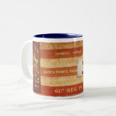 61e PVI 6e Corp-Mok Tweekleurige Koffiemok (Voorkant links)