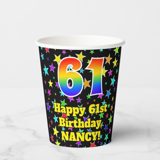 61e verjaardag: Fun Stars Pattern en Rainbow 61 Papieren Bekers (Achterkant)