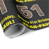 61e verjaardag: Naam & Faux Wood Grain Patroon "61 Cadeaupapier (Rol Hoek)