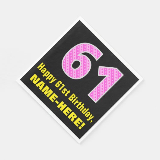 61e verjaardag: Roze strips en harten "61" + Naam Servet (Hoek)