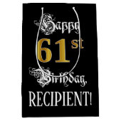 61st Birthday ~ Fancy script; Faux Gold look; naam Medium Cadeauzakje (Voorkant)