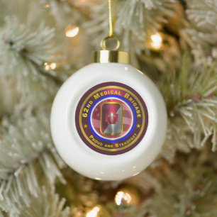 62e medisch brigade keramische bal ornament