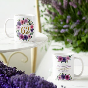 62e Verjaardag Mok – Bloemenkrans met gouden numme
