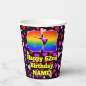 62nd Birthday: Loving Hearts Pattern, Rainbow 62 Papieren Bekers (Voorkant)