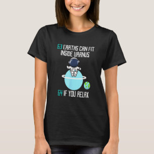 63 Aarden kunnen passen in de Uranus astronomie ru T-shirt