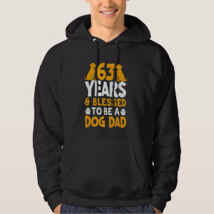 63 jaar en hond papa! 63 jaar oud hoodie
