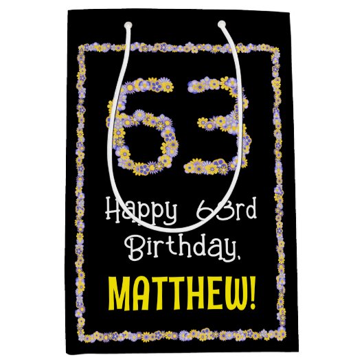 63e verjaardag: Floral Flowers Number, Custom Name Medium Cadeauzakje (Voorkant)