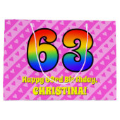 63e verjaardag: roze strips & harten, regenboognr. groot cadeauzakje (Achterkant)