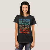 64e Geweldige geboortedag 64 jaar oude  retro 7 T-shirt (Voorkant volledig)