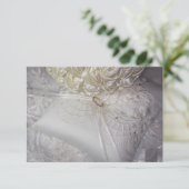 6538-Ringdragende kussen met trouwring op sluier Kaart (Staand voorkant)