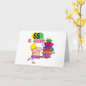 65 is Good Birthday Tshirts and Gifts Kaart (Gele Bloem)