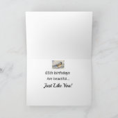 65 Mooie jaren Schattigee Chickadee Flower Birthda Kaart (Binnen)