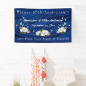 65e Jubileum Witte rozen en blauwe gordels Spandoek (Insitu)