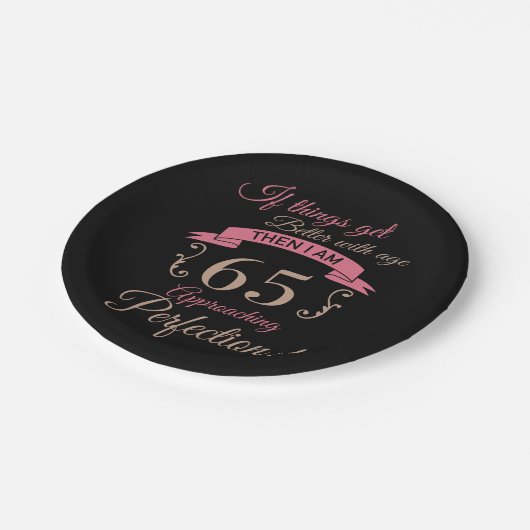 65e verjaardag beter met leeftijd papieren bordje (Gekanteld)