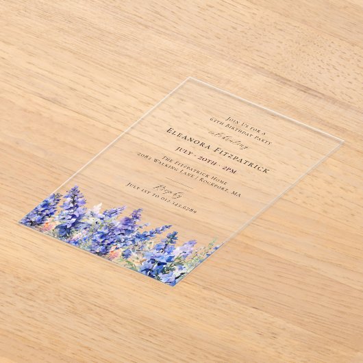 65e Verjaardag Blauwe Larkspur Juli Geboortebloem Acryl Uitnodigingen (Laagn)