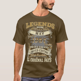 65e verjaardag Gift Legends Geboren in mei 1957 Vi T-shirt