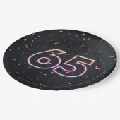 65e verjaardag Neon Sign on Black Paper Bord (Gekanteld)