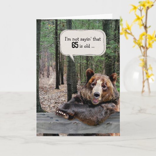 65ste verjaardag Beer in een bos Kaart (Gele Bloem)