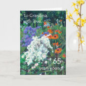 65th Birthday Kaart voor grootmoeder - June Garden (Gele Bloem)