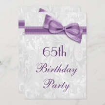 65th Birthday Party Damask en Paarse Faux Bow
