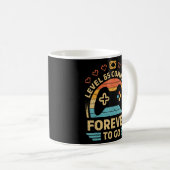 65th Wedding Jubileum Video Gamer Level 65 Comp Koffiemok (Voorkant rechts)