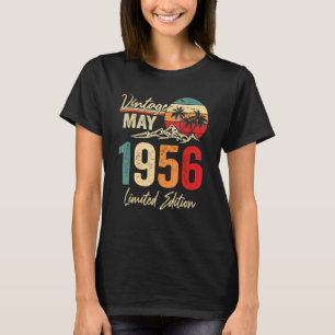 66 Jaar Oud  Mei 1956 66e Verjaardag T-shirt