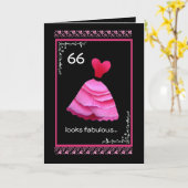 66ste verjaardag met roze jurk kaart (Gele Bloem)