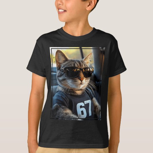 67 And Still Cool Funny Birthday Meme Cat T-shirt (Voorkant)