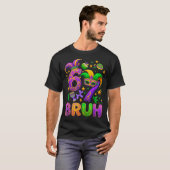 67 Bruh Mardi Gras Jester Mask New Orleans  T-shirt (Voorkant volledig)