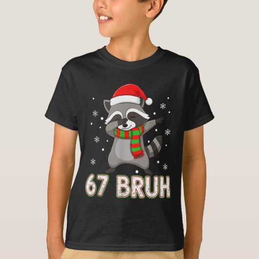 67 Bruh Six Seven Meme Raccoon Christmas Kids Boys T-shirt (Voorkant)