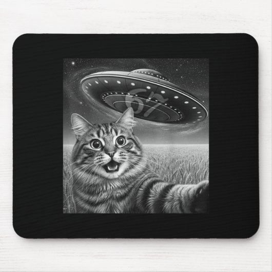 67 Cat Selfie With Alien Ufos Funny Cat Six Seven Muismat (Voorkant)