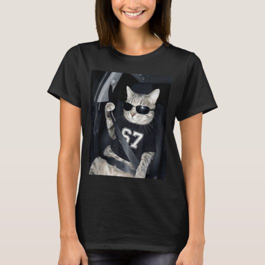 67 Cat Wearing Sungles Gen Alpha Funny Six Seven 6 T-shirt (Voorkant)
