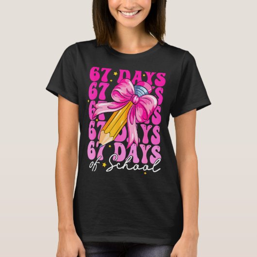 67 Dagen Van School Meisjes Coquette Strik Potlood T-shirt (Voorkant)