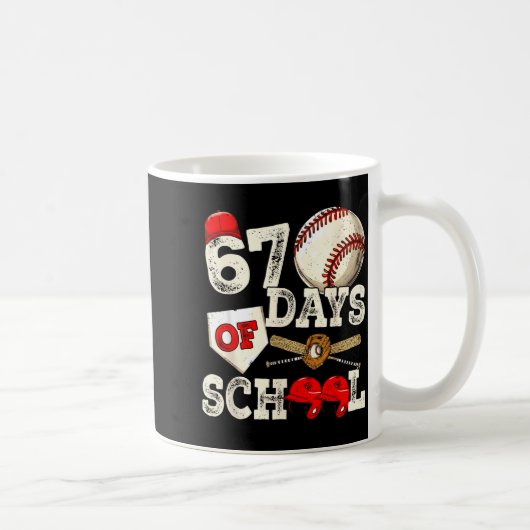 67 Days Of School 67th Day Funny Baseball Meme Men Koffiemok (Rechts)