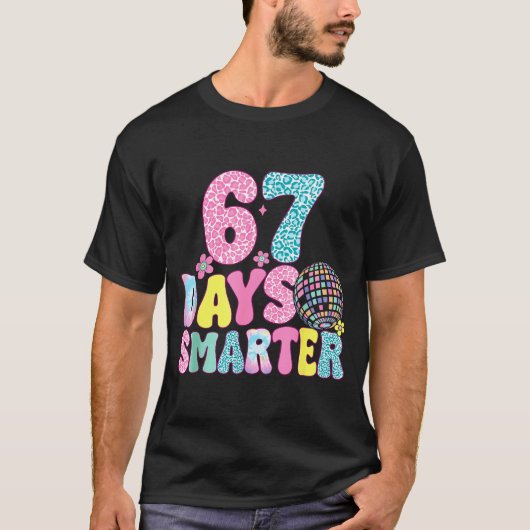 67 Days Smarter Rainbow Back To School Teacher Kid T-shirt (Voorkant)