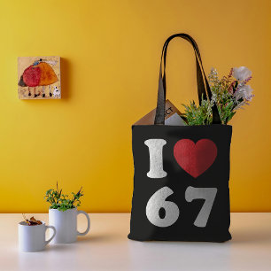 67 Grappige Meme Ik Hou Van Zes Zeven 67ste Verjaa Tote Bag
