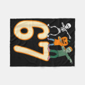 67 Halloween Meme 6 7 Nummers Zes Zeven Skelet Fleece Deken (Voorkant (Horizontaal))
